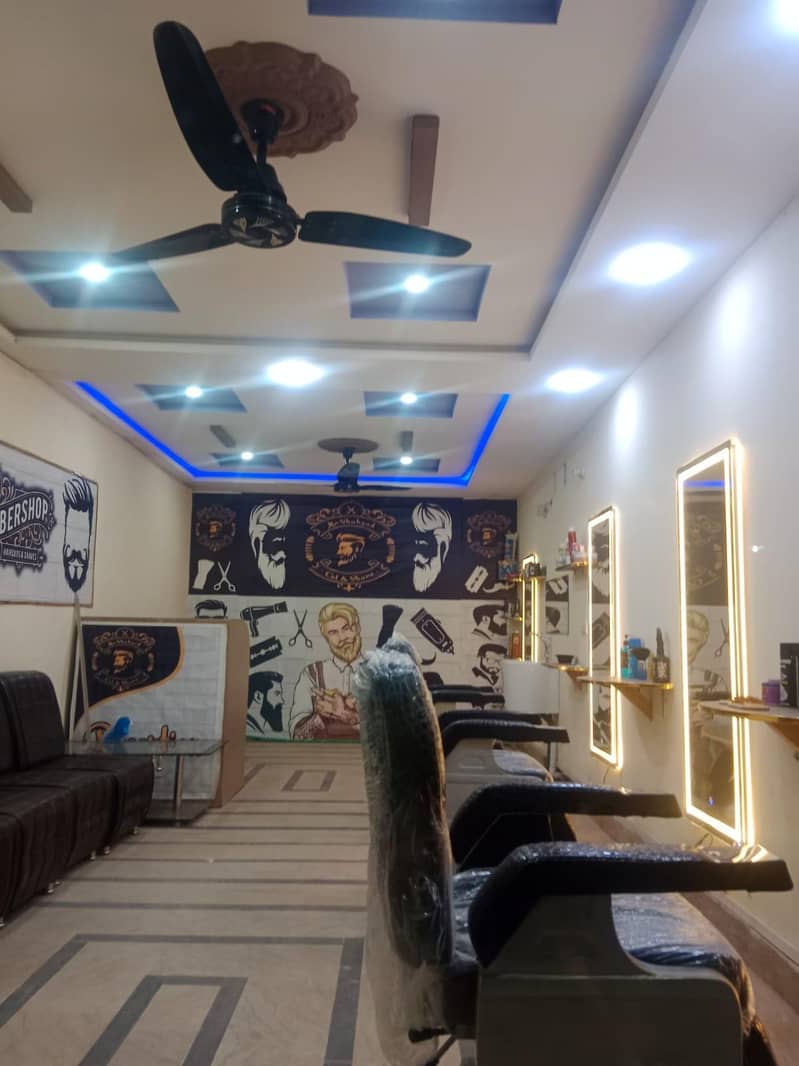 saloon 3
