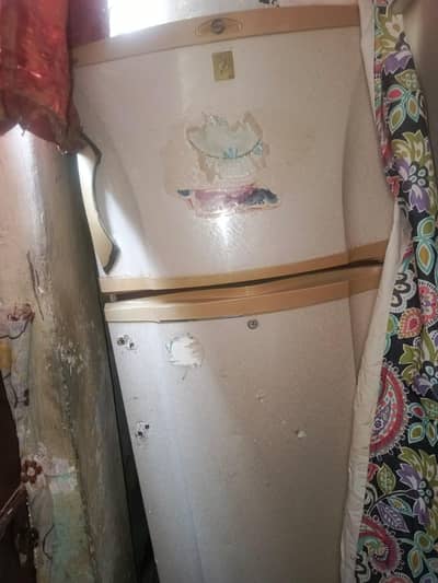 Dawlance refrigerator sale