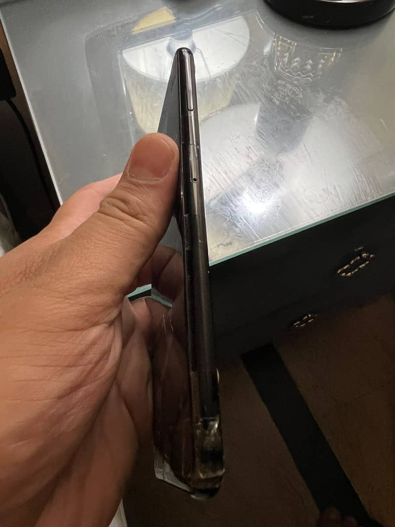 Apple iPhone 7 Plus 2