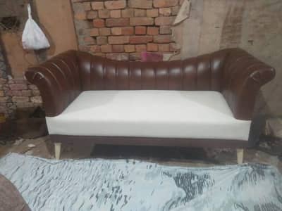Dewan Sofa