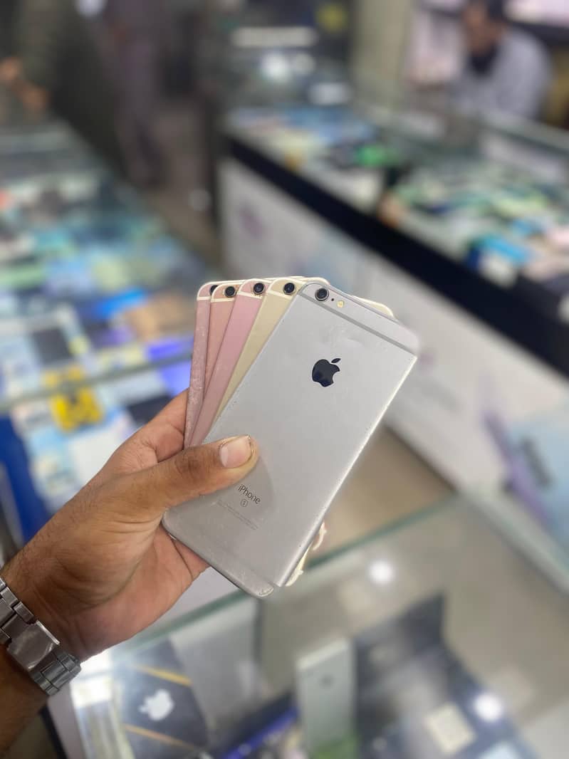 Apple iPhone 6S Plus 0
