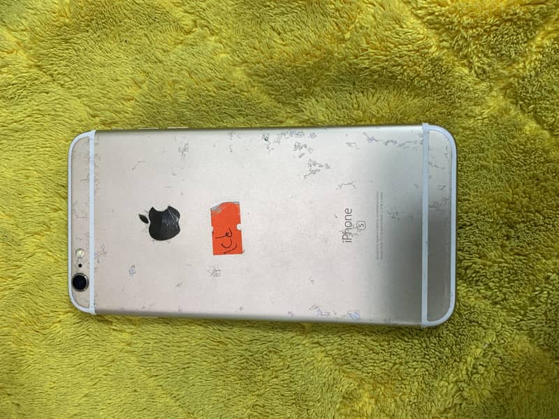 Apple iPhone 6S Plus 4