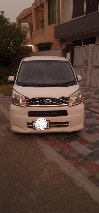Daihatsu Move 2015