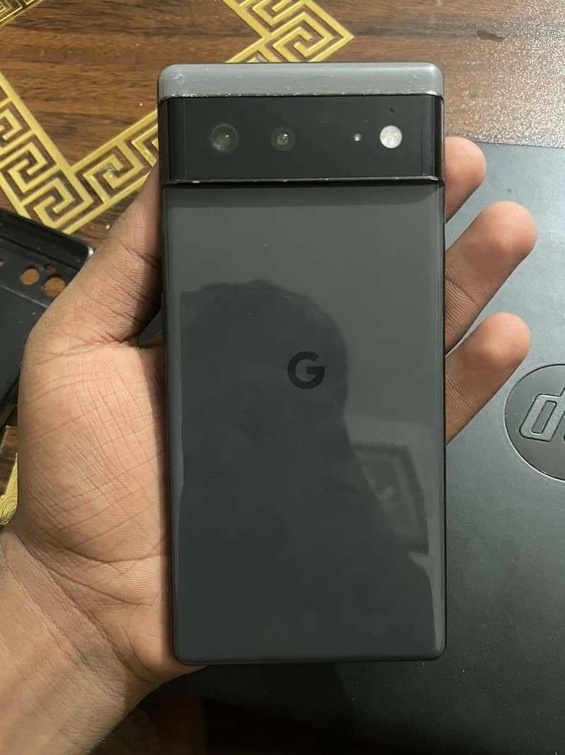 Google Pixel 6 4