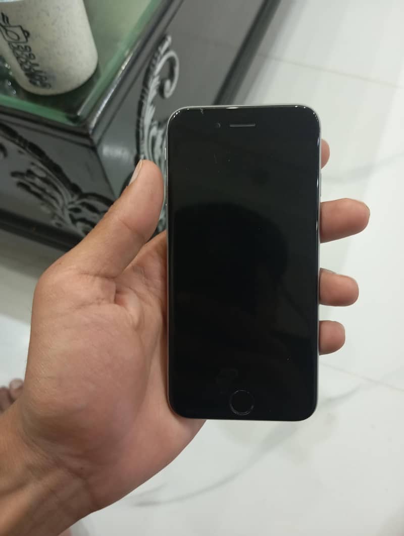 Apple iPhone 6 0
