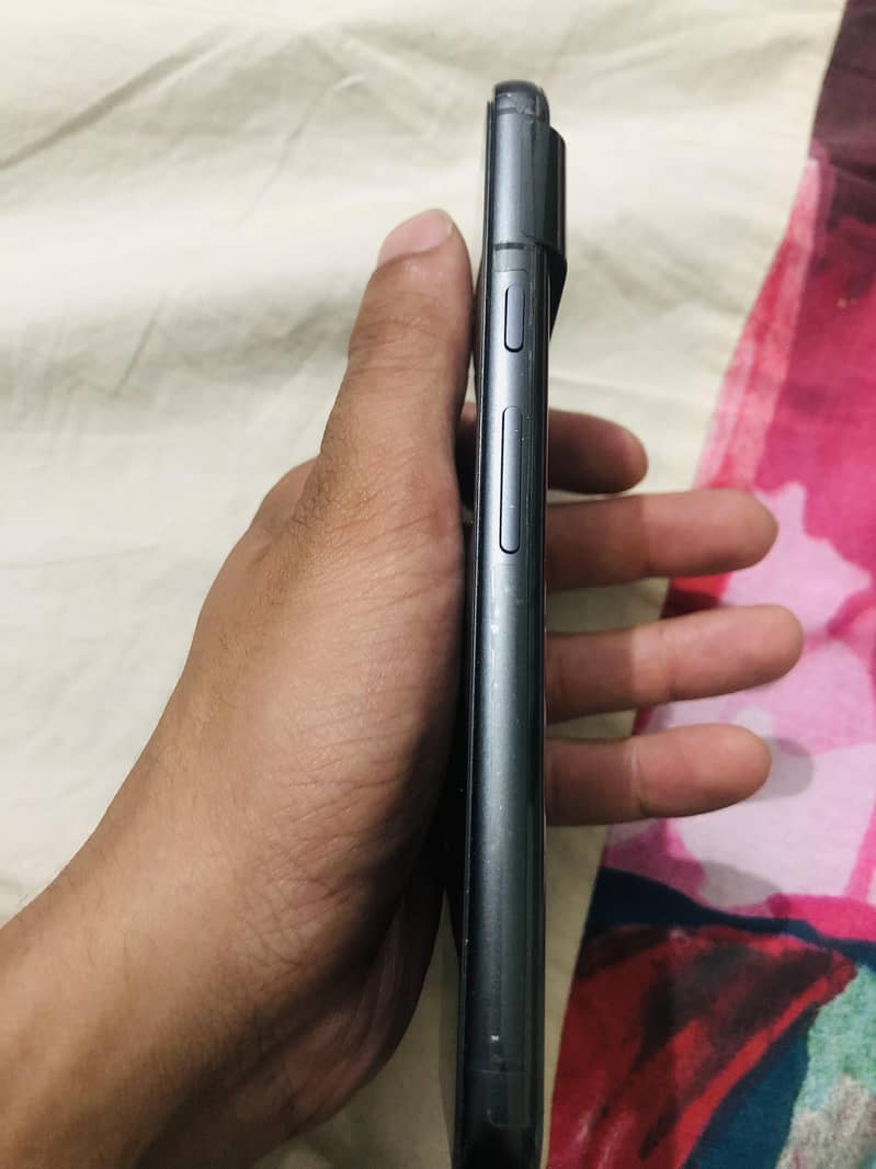 Google Pixel 8 2