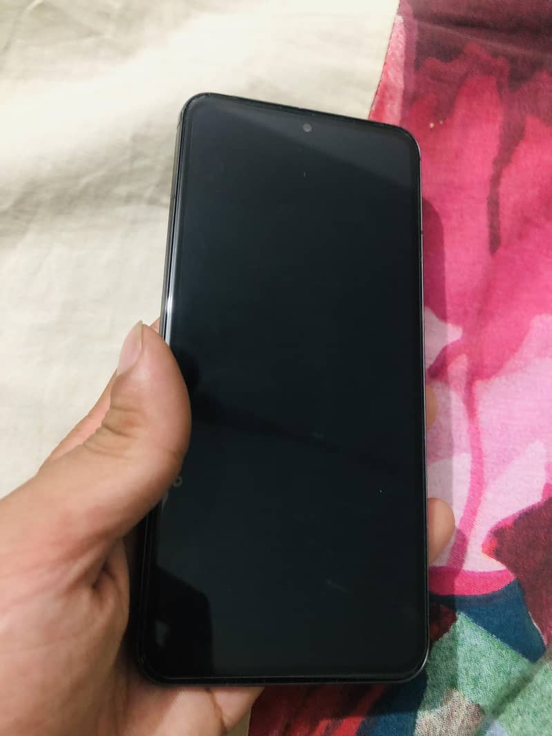 Google Pixel 8 3