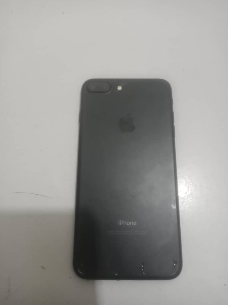 Apple iPhone 7 Plus 1