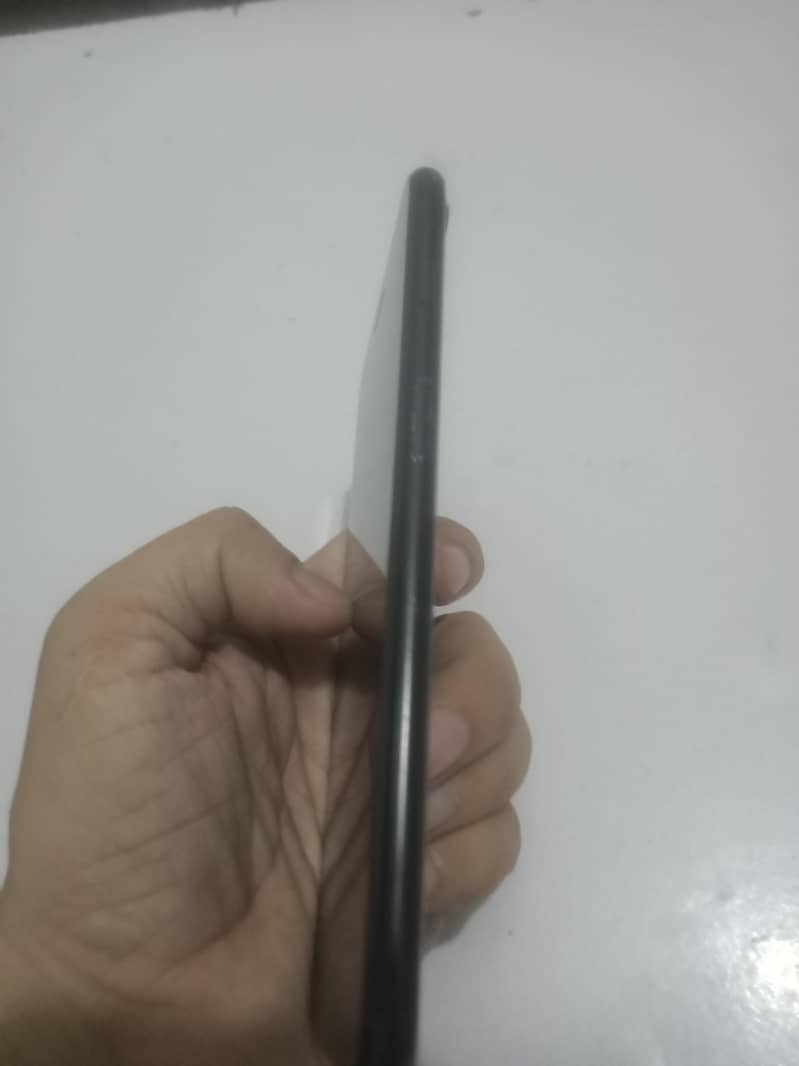 Apple iPhone 7 Plus 4