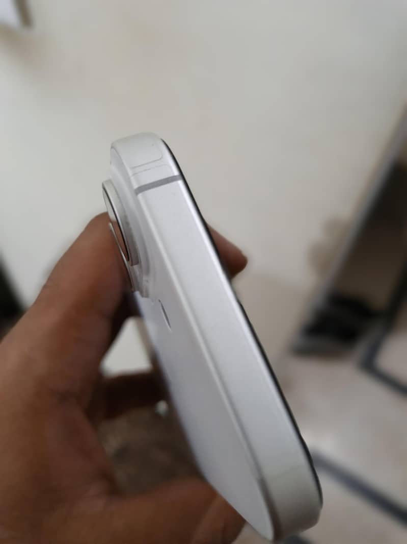 iPhone 17 5