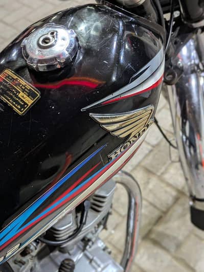 Honda CG 125 2015 Karachi Number KIJ
