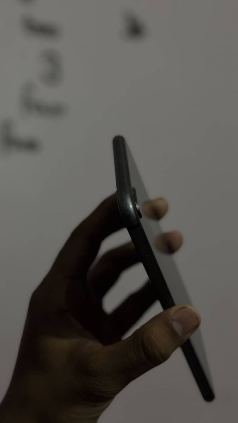 Apple iPhone 8 Plus 2