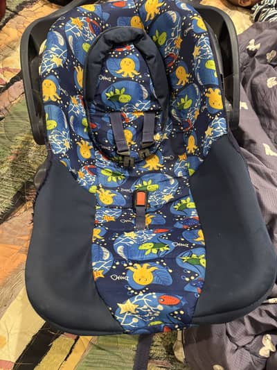 Car seat and carry coat 2 in 1