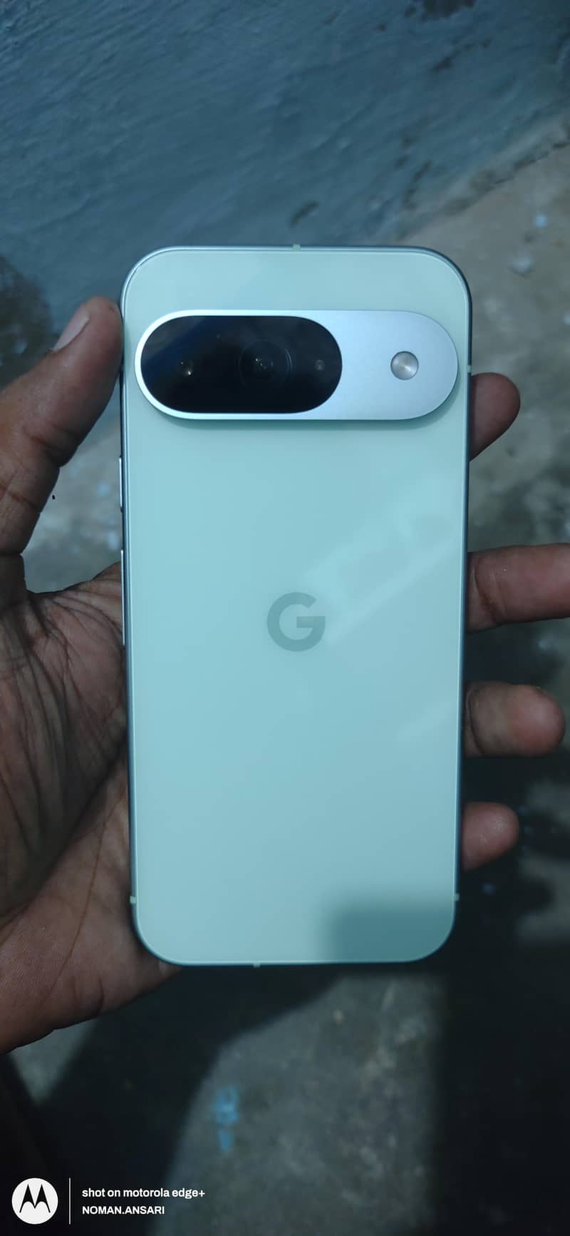 Google Pixel 9 6