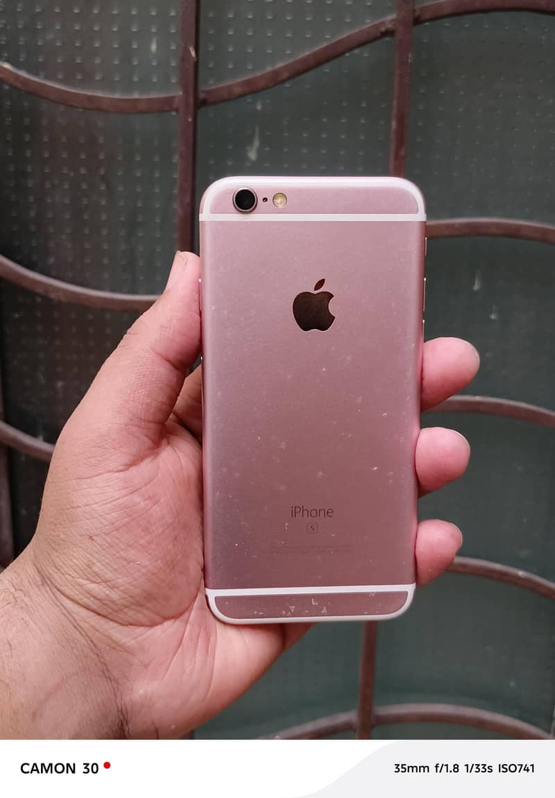 Apple iPhone 6S 0