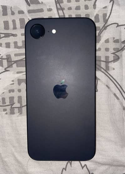 Apple iPhone 16e