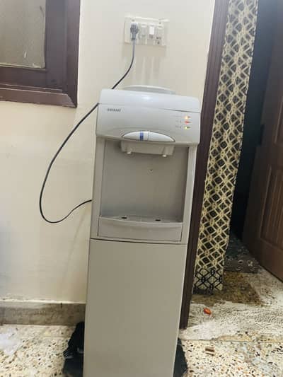 Dispenser for sell