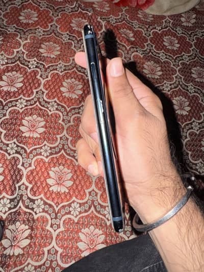 Apple iPhone SE 3