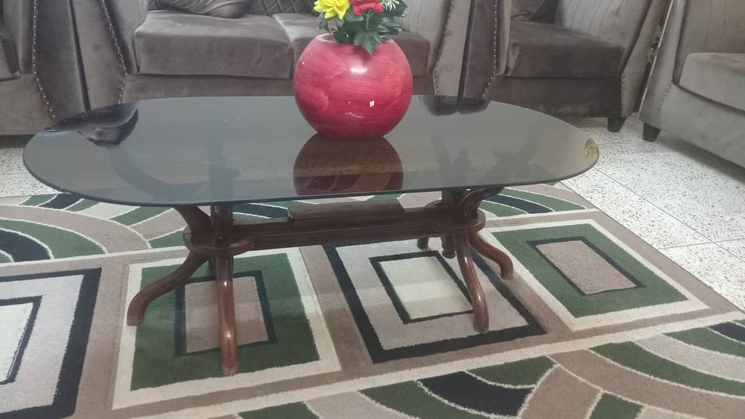 Center table 0