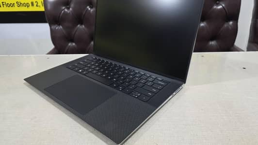#Dell Precision 5560 Mobile Workstation