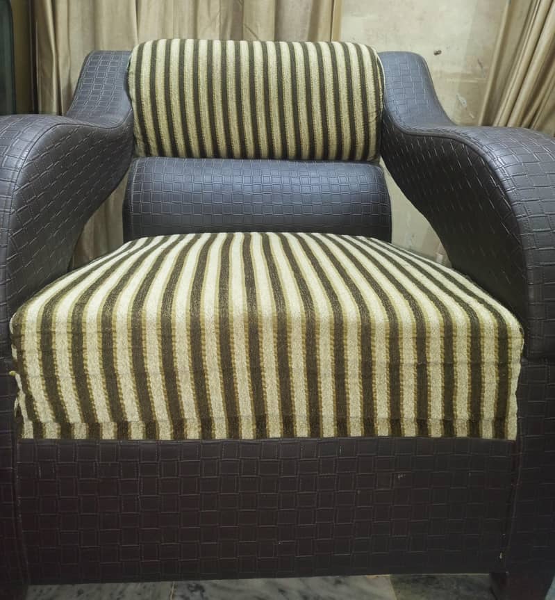 2 seater sofa 1