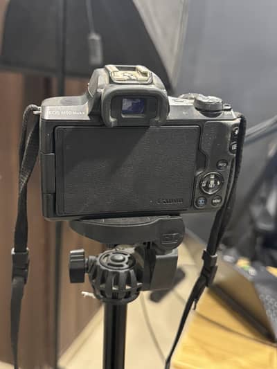 Canon M50 Mark II with kit lense & charger battery |