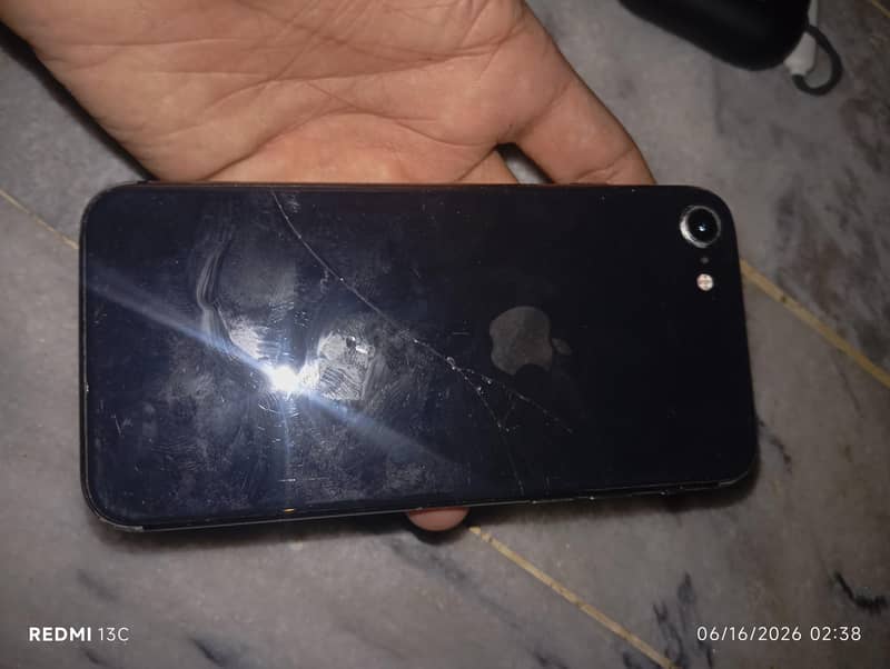 Apple iPhone 8 1