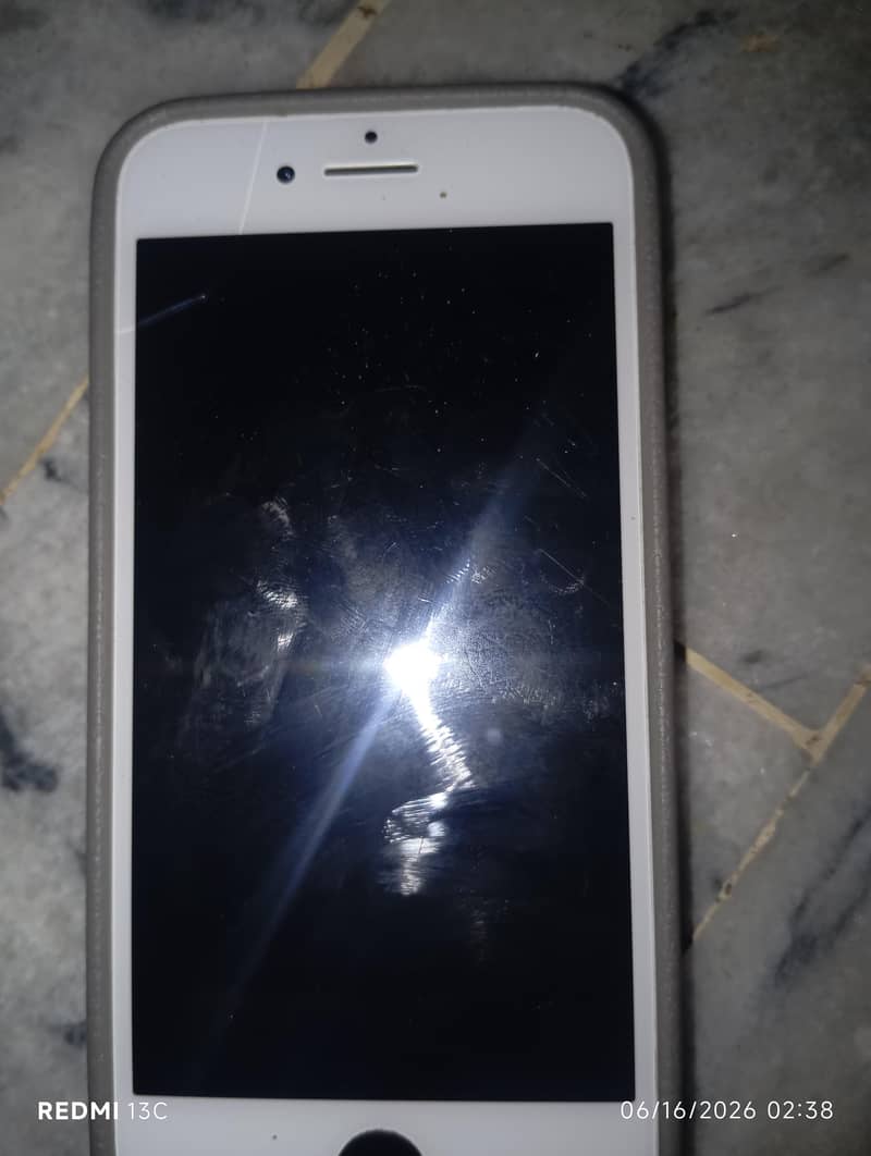 Apple iPhone 8 2