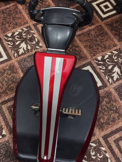 Thrustmaster Ferrari Wireless GT Cockpit V. 1 – Complete Racing Wheel