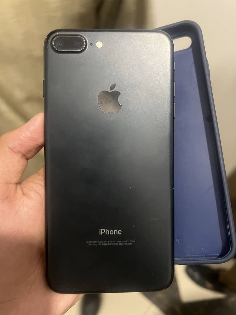 Apple iPhone 7 Plus 2