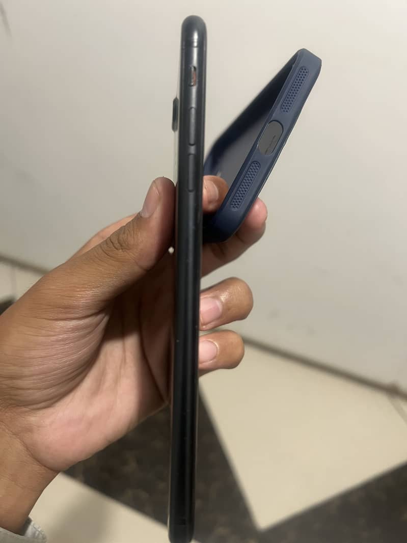 Apple iPhone 7 Plus 4
