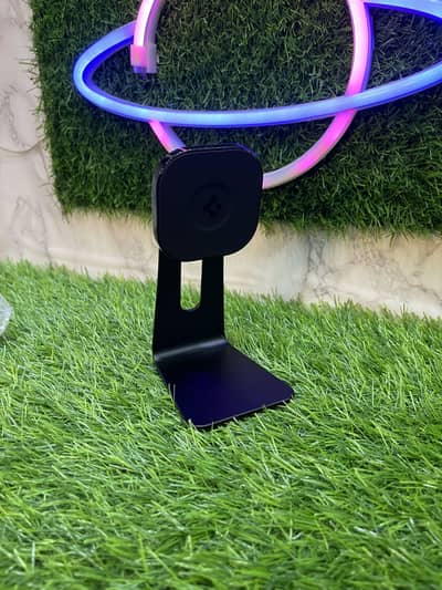 Spigen S310M OneTap Mag Stand with Magnetically Mounts for iPhones