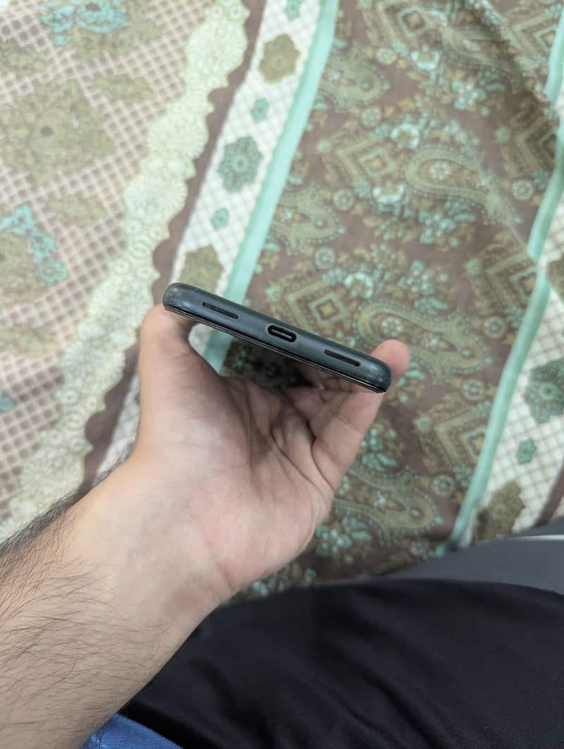 Google Pixel 5a 3