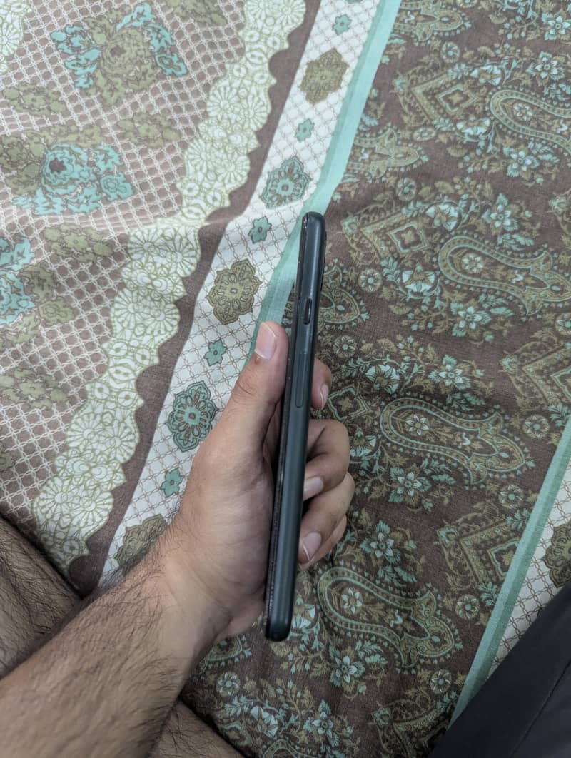 Google Pixel 5a 4