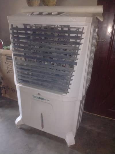 sir cooler new condition with ice box 03071353091