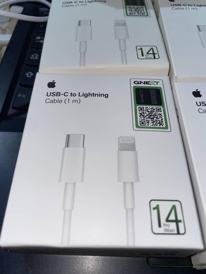 iPhone fast charging cable 3