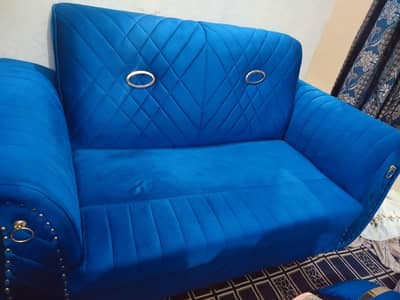 7 seater sofa set. . . 45,000