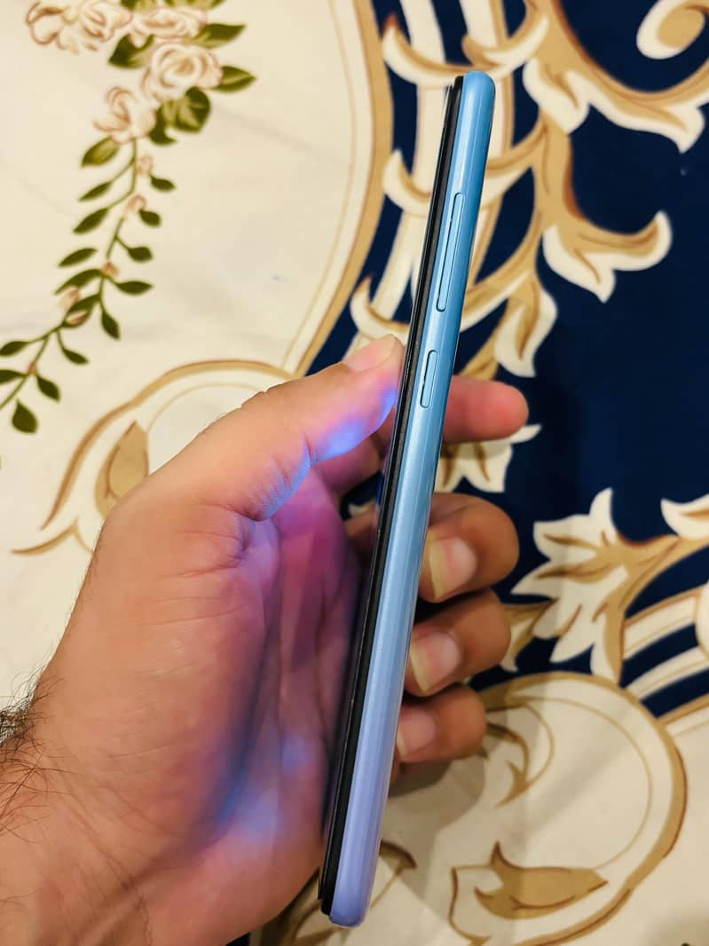 Redmi Note 9 3