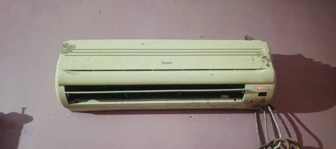 1 Ton ac for sale good work