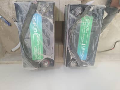2 lithium battery 12 watt 100 ampare