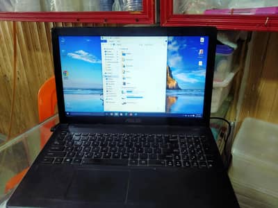 Laptop ASUS X550L 15.5"