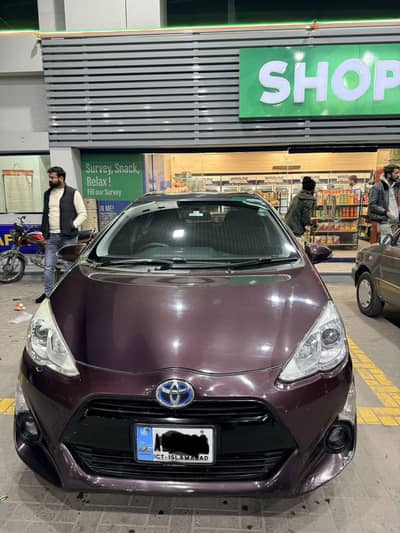 Toyota Aqua 2015
