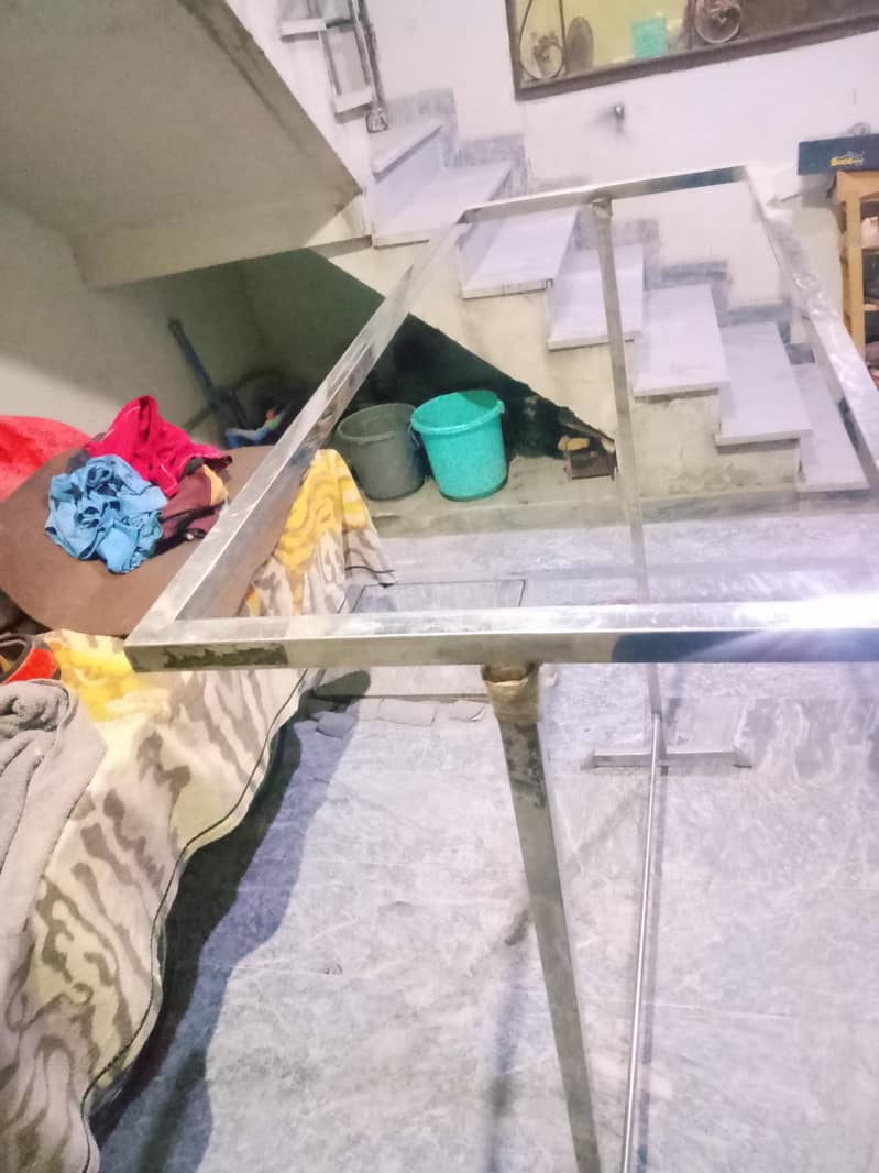 clothes stand 1