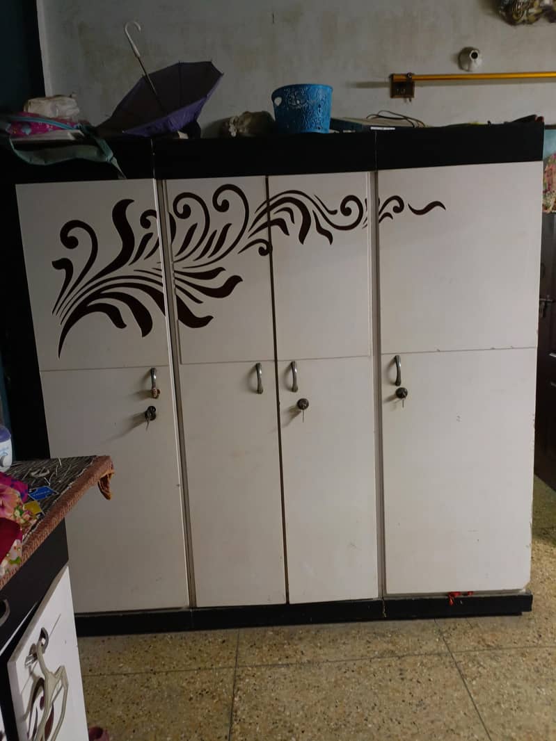 cupboard 0