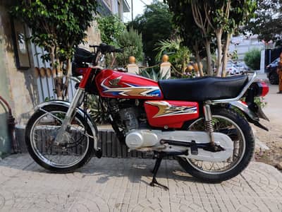 Honda CG 125 model 2020 Karachi number contact 03/19/04/09/23/3