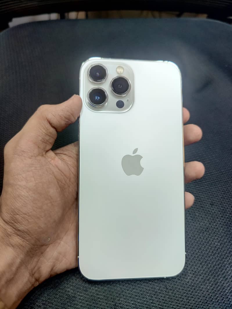 iphone 13 pro max 1