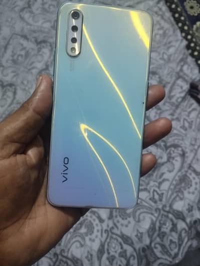 Vivo S1
