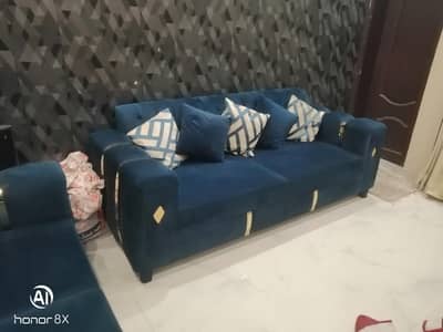Beautiful sofa for sale in reason able price