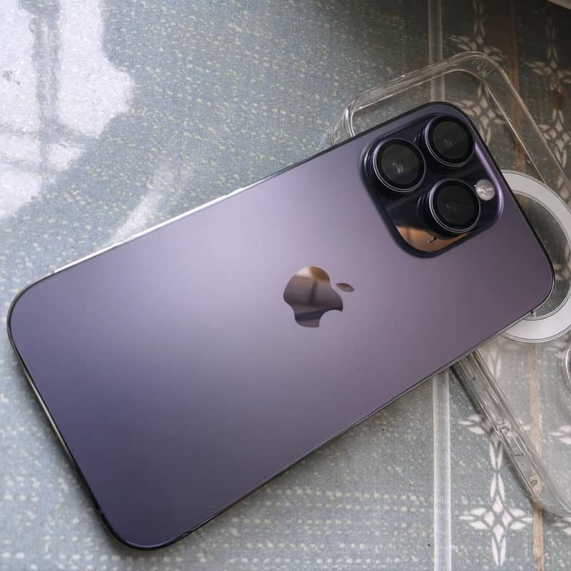 iPhone 14 Pro 1