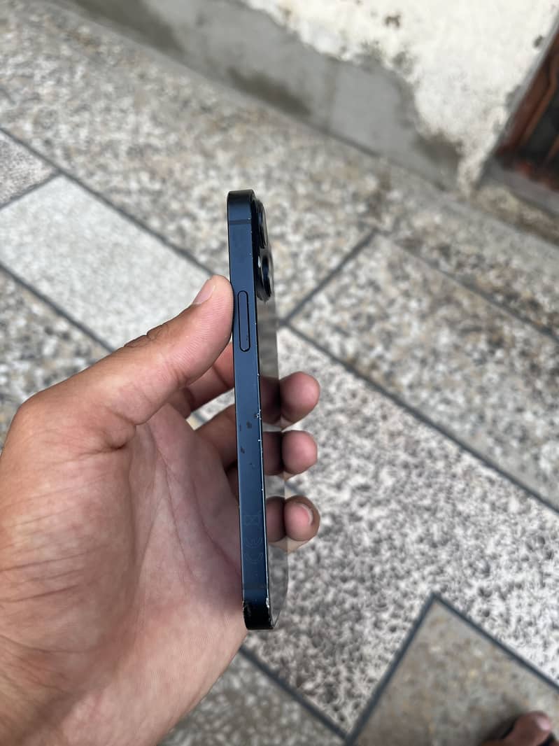 Apple iPhone 13 mini 5
